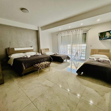 Aqua Marine B&B - Rooms And Apartments Milazzo Exteriér fotografie
