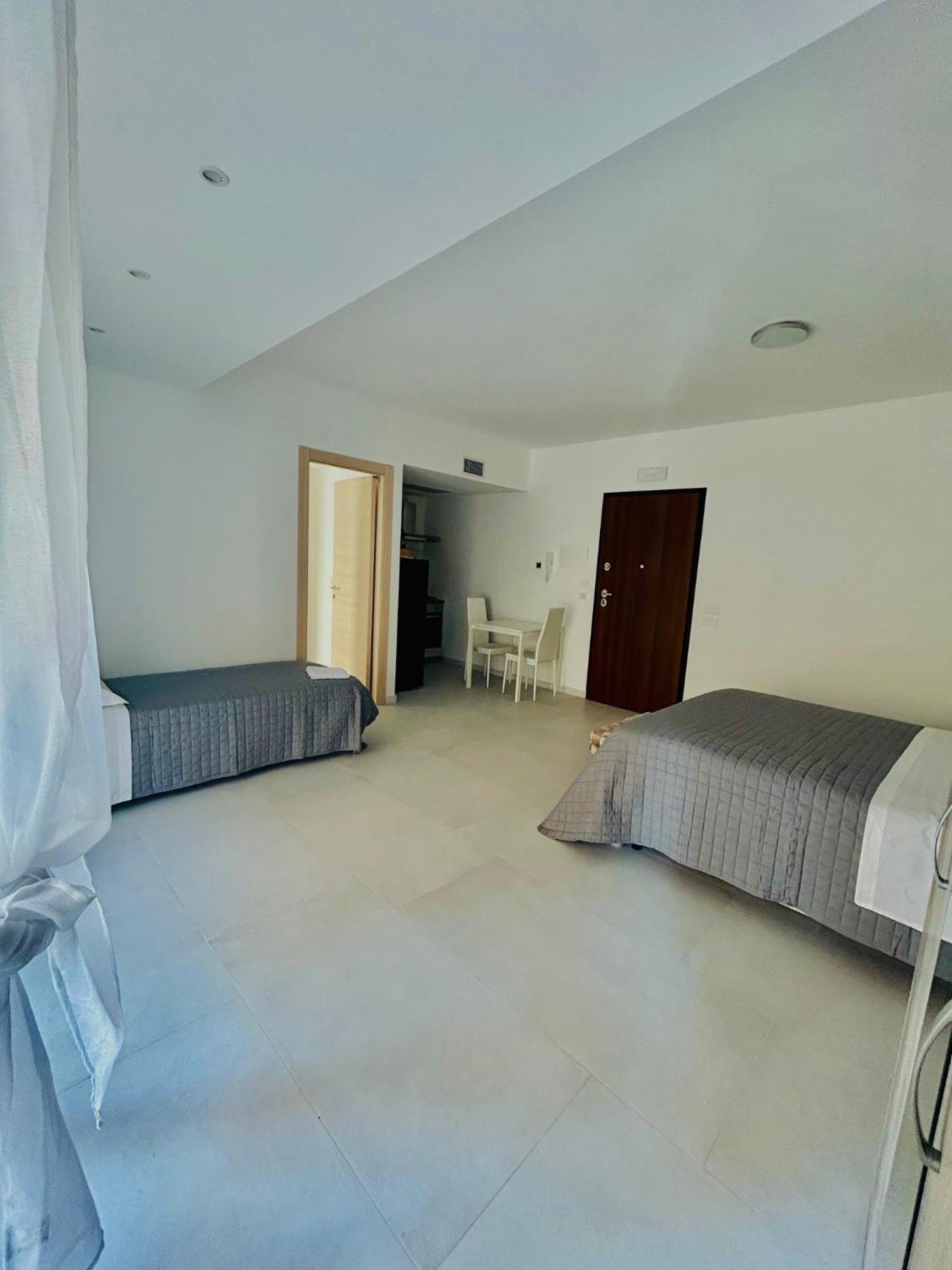 Aqua Marine B&B - Rooms And Apartments Milazzo Exteriér fotografie