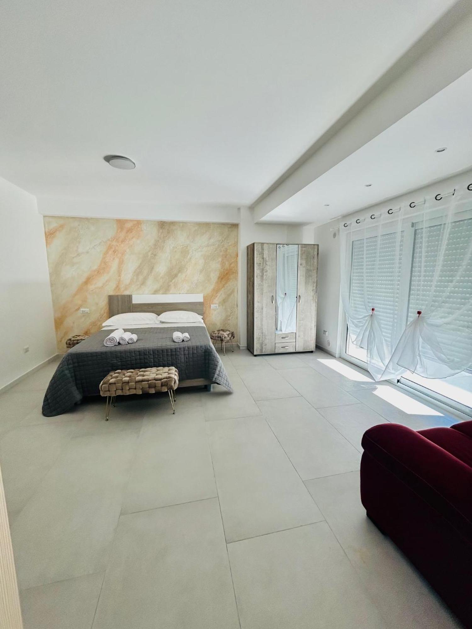 Aqua Marine B&B - Rooms And Apartments Milazzo Exteriér fotografie